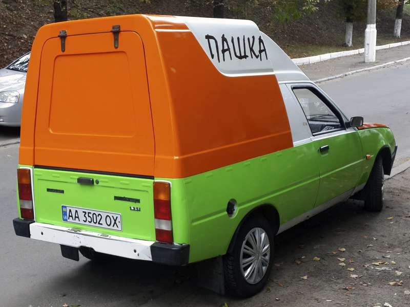 Окелейка пленкой легкового авто реклама (№822)